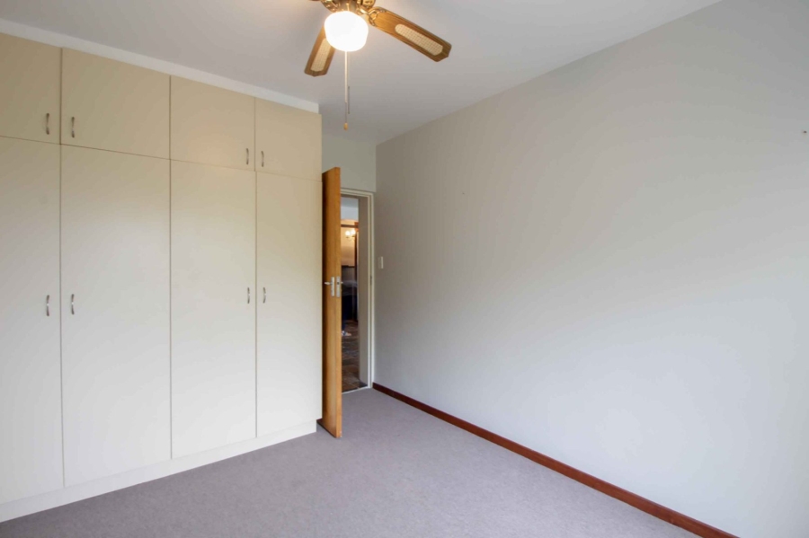 5 Bedroom Property for Sale in Paradise Beach Eastern Cape